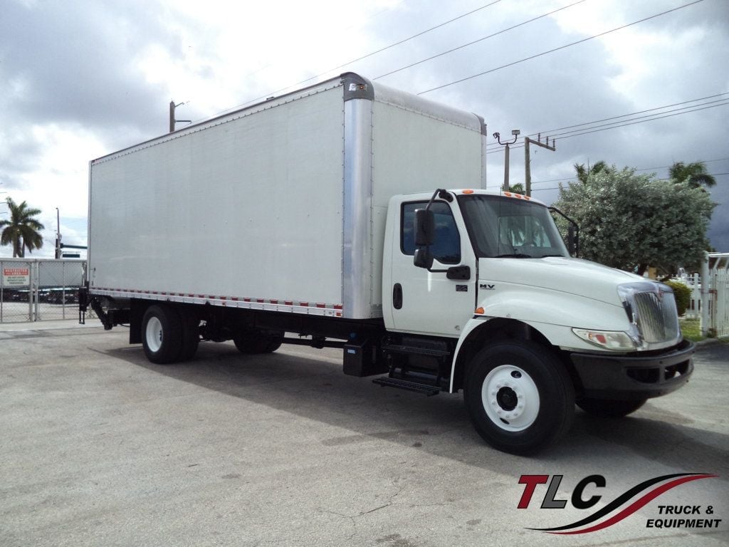 2020 International MV607 26ft Dry Freight Box Truck Moving Truck With Liftgate