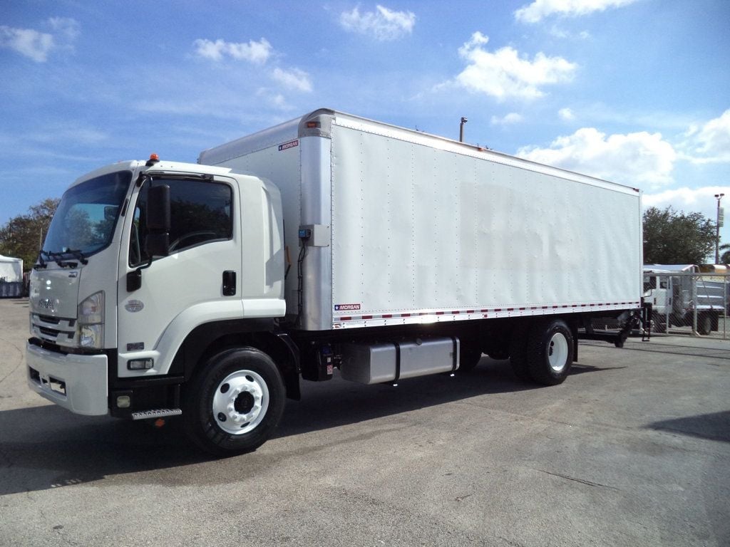 2018 Isuzu FTR 26ft Dry Freight Box Truck Moving Truck With Liftgate