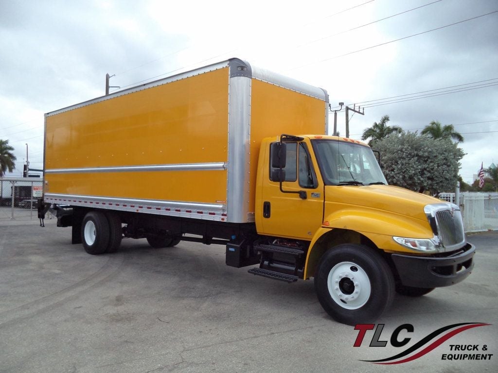2019 International 4300 26ft Dry Freight Box Truck Moving Truck With Liftgate