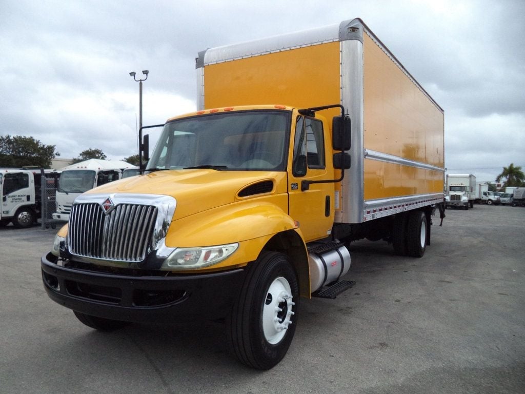 2019 International 4300 26ft Dry Freight Box Truck Moving Truck With Liftgate