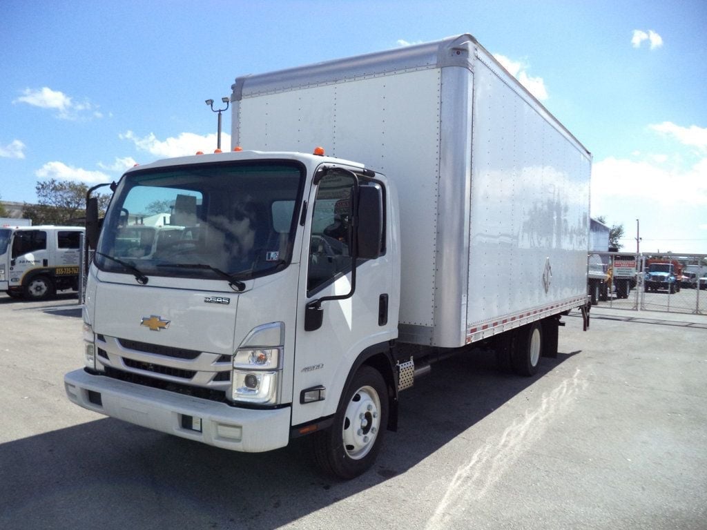 2023 Isuzu NPR HD Gas w/ 20ft x 96in H Box Truck Dry Cargo Box & Liftgate