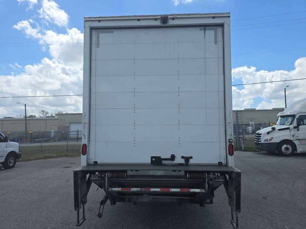 2020 International MV607 w/ 26ft Dry Freight Moving Box Truck w/ Lift Gate