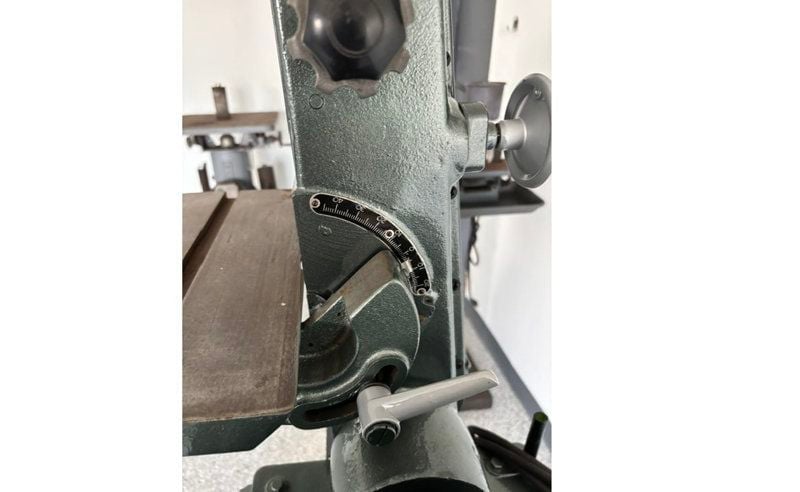 1990 Wilton 6” belt grinder 220 v 3 ph