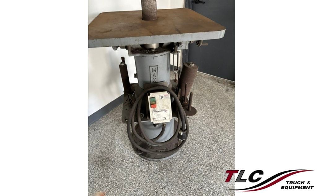 1990 Max Drum Sander Several sizes of drums   Wired 230v 3 phase