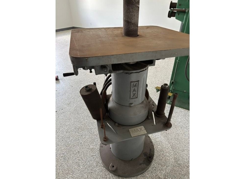 1990 Max Drum Sander Several sizes of drums   Wired 230v 3 phase