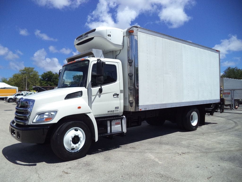 2015 HINO 268A 20ft Refrigerated Box Truck Thermo King T680 & Liftgate