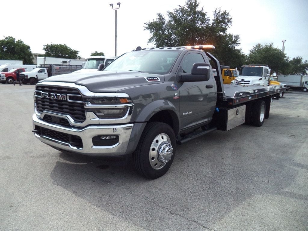 2026 Ram 5500 Big Horn 4×4 w/ 20ft JerrDan Car Carrier 6 Ton Wide Low Pro Rollback