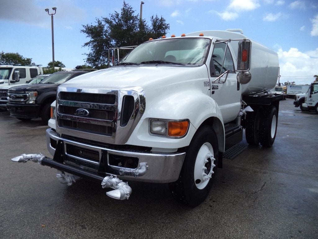 2015 Ford F650 With Curry 2000 Gallon Steel Water Tank & Sprayers
