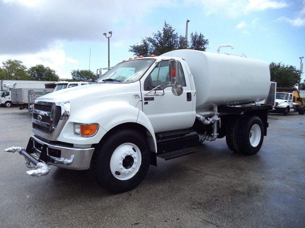 2015 Ford F650 With Curry 2000 Gallon Steel Water Tank & Sprayers