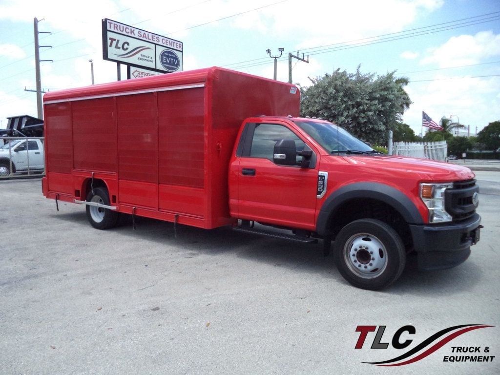 2020 Ford F550 Gas w/ Mickey Aluminum Truck Bodies Side Loaders Beverage