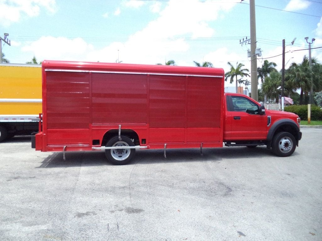 2020 Ford F550 Gas w/ Mickey Aluminum Truck Bodies Side Loaders Beverage