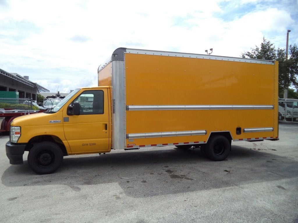 2022 Ford E350 Cutaway w/ 16ft Box Truck Dry Cargo Truck & Aluminum Ramp