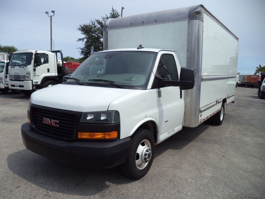 2021 GMC Savana G3500 w/ 16ft Box Truck Dry Cargo Truck & Aluminum Ramp