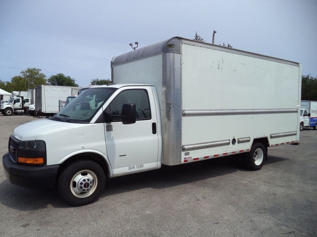2021 GMC Savana G3500 w/ 16ft Box Truck Dry Cargo Truck & Aluminum Ramp