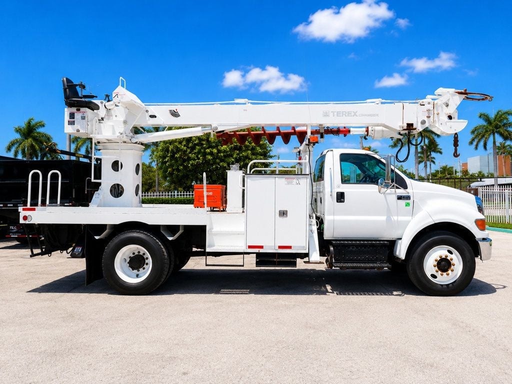2015 Ford F750 Terex Commander C4047 Digger Derrick, Auger truck