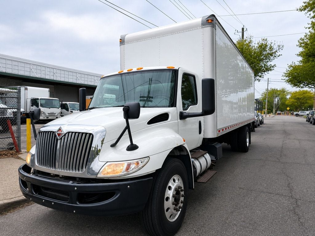 2020 International MV607 w/ 26ft Dry Freight Moving Box Truck