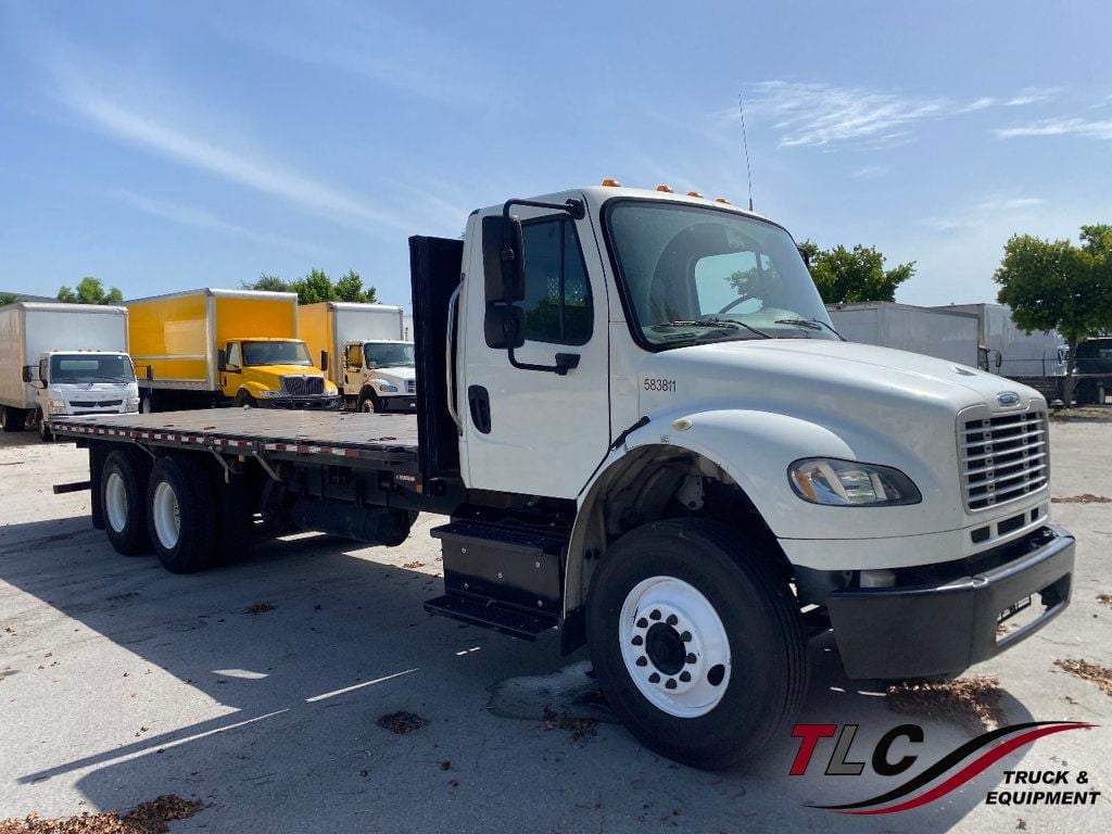 2018 Freightliner Business Class M2 106 52k GVWR, w/ 24ft Flatbed Platform body