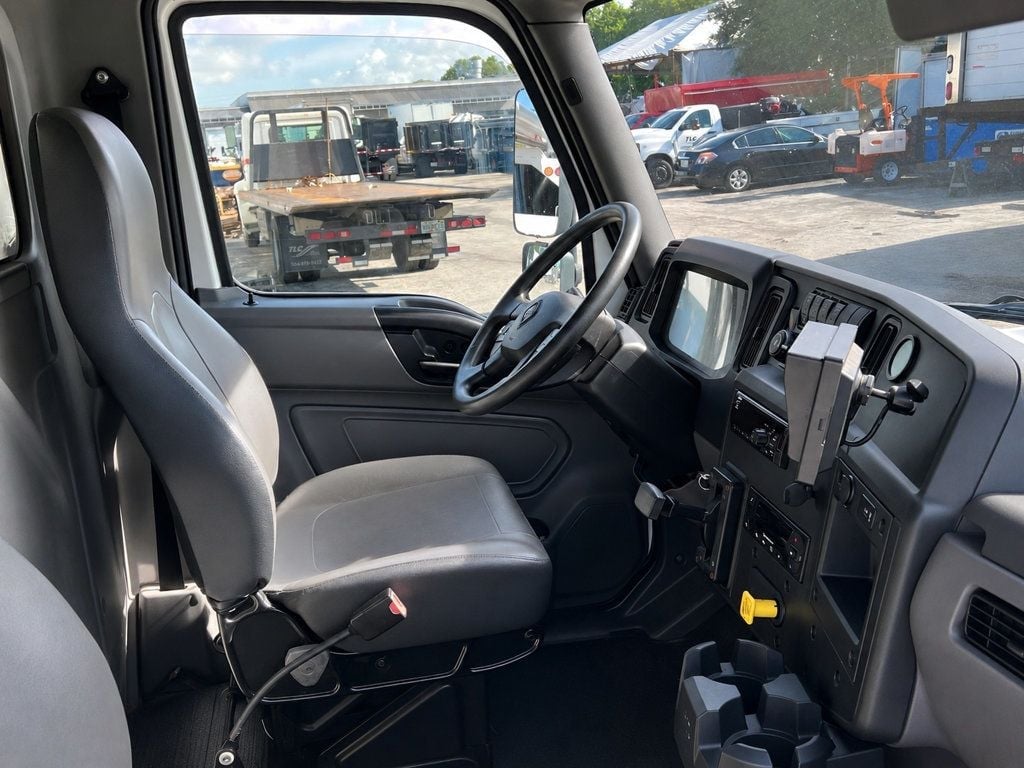 2020 International MV607 18ft Refrigerated Box Truck Thermo King T1080R w Standy