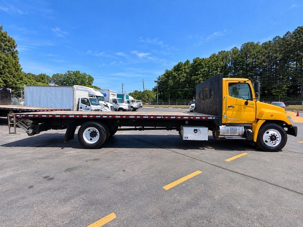 2020 HINO 338 w/ 26ft Flatbed Wood Deck w/ Liftgate