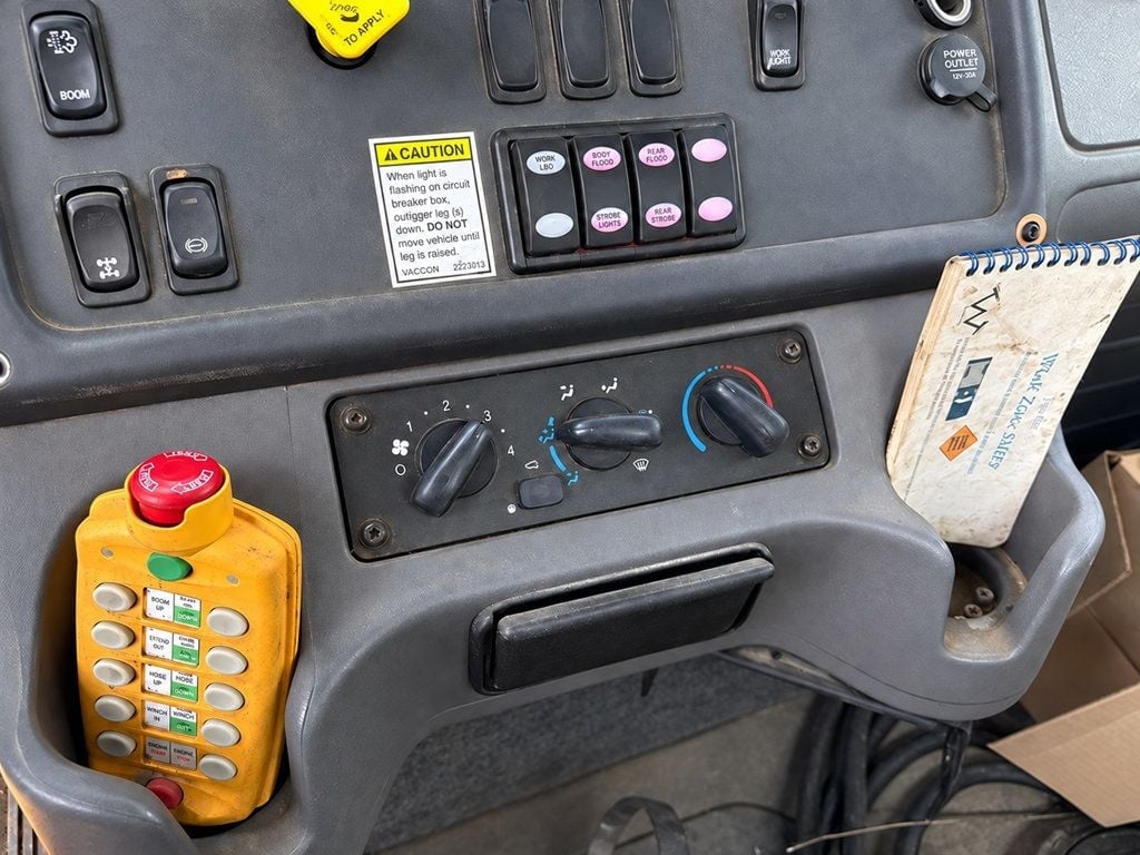 2015 Freightliner 114SD w/ 24ft Vacuum Boom, 8in Suction Hose, Deutz Pump