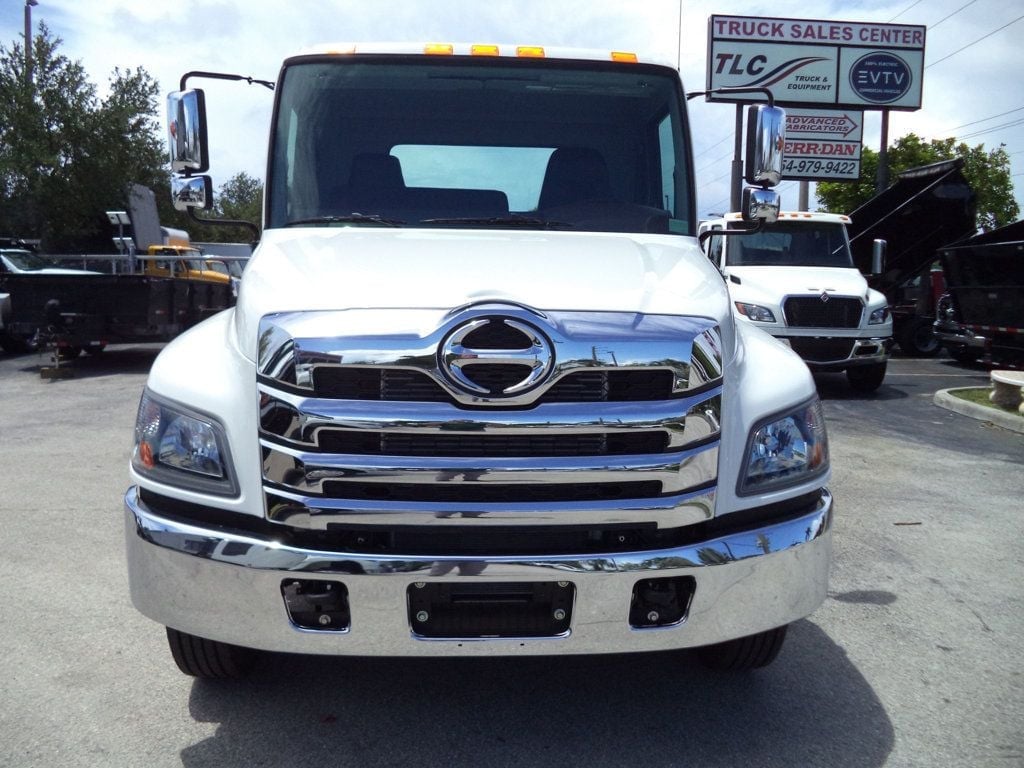 2025 HINO L6 w/ 22ft Jerr-Dan Rollback Tow Truck Low Pro Car Carrier