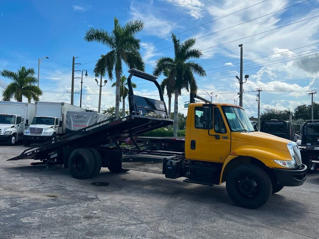 2019 International 4300 w/ Brand New 22′ JerrDan 6 Ton XLP Car Carrier Rollback