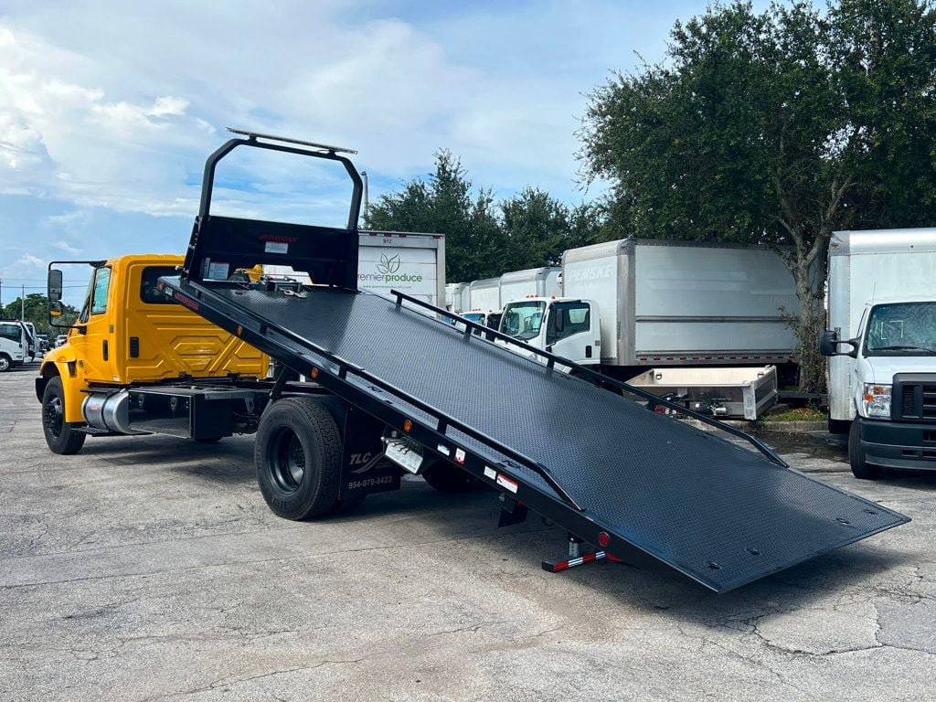 2019 International 4300 w/ Brand New 22′ JerrDan 6 Ton XLP Car Carrier Rollback
