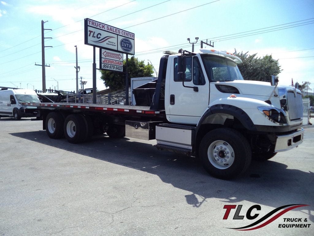 2016 International 7600 w/ JerrDan 28ft Industrial Carrier 15 Ton Tamdem Axle