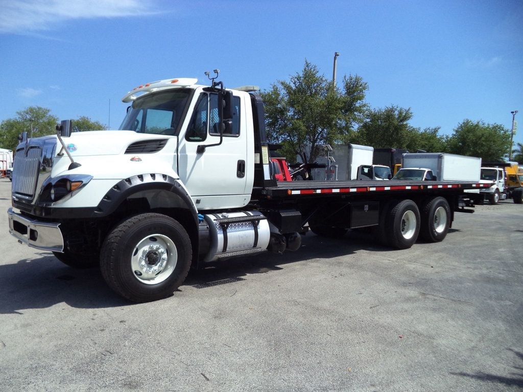 2016 International 7600 w/ JerrDan 28ft Industrial Carrier 15 Ton Tamdem Axle