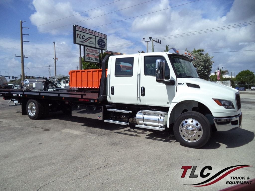 2026 International MV607 Crew Cab w/ 22′ JerrDan Car Carrier 6 Ton Low Pro Wide Rollback
