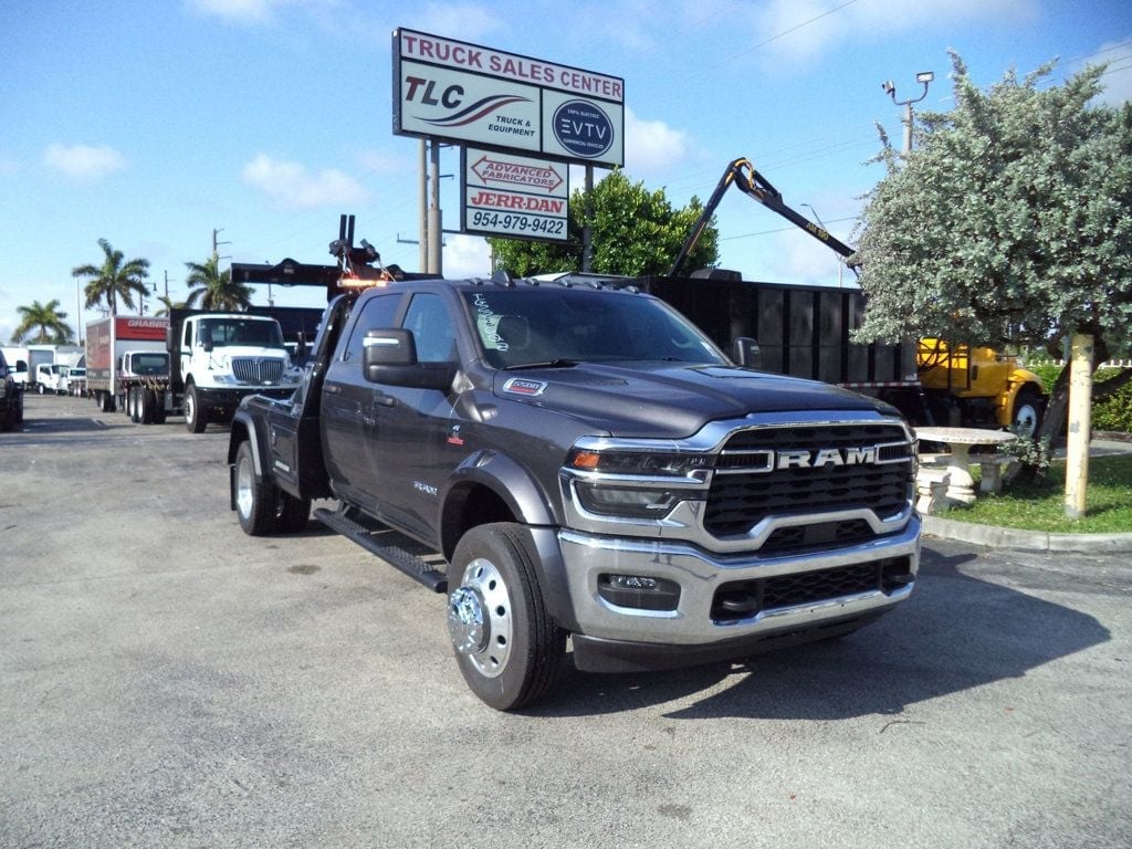 2026 Ram 5500 Big Horn Crew Cab 4×4 w/ JerrDan MPL40 Wrecker 8 Ton Dual Winch Underlift