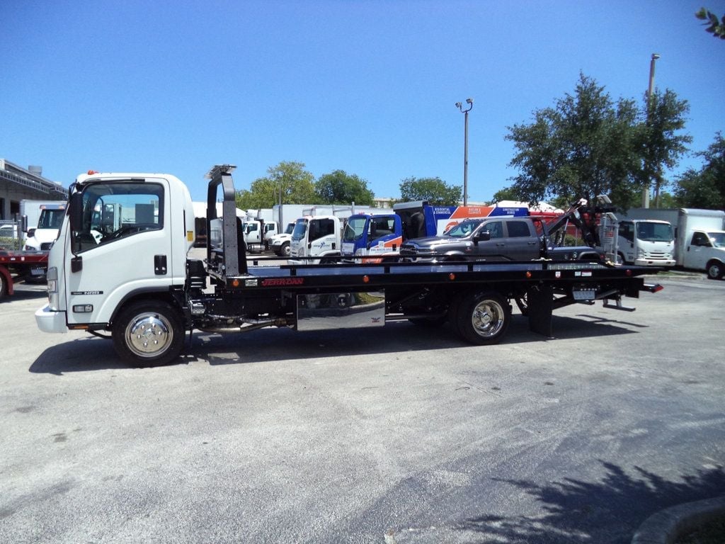 2025 Isuzu NRR w/ 22′ JerrDan Car Carrier 6 Ton Extra Low Pro Rollback
