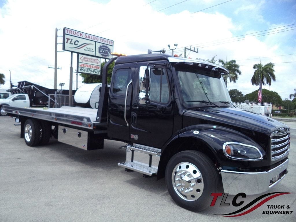 2027 Freightliner Business Class M2 106 Plus w/ 22′ Alum JerrDan Car Carrier 22NGAF6T-LPW Rollback