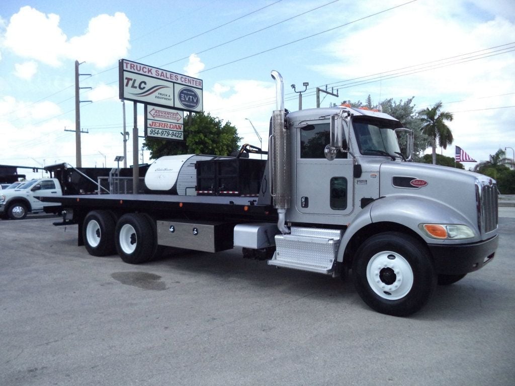 2015 Peterbilt 348 w/ JerrDan 26ft Industrial Carrier Tandem Axle Rollback