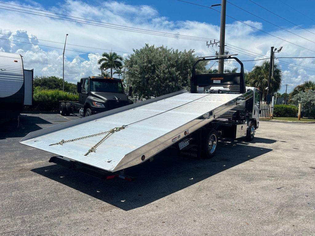 2026 Isuzu NRR w/ 22′ JerrDan Car Carrier 6 Ton Extra Low Pro Rollback