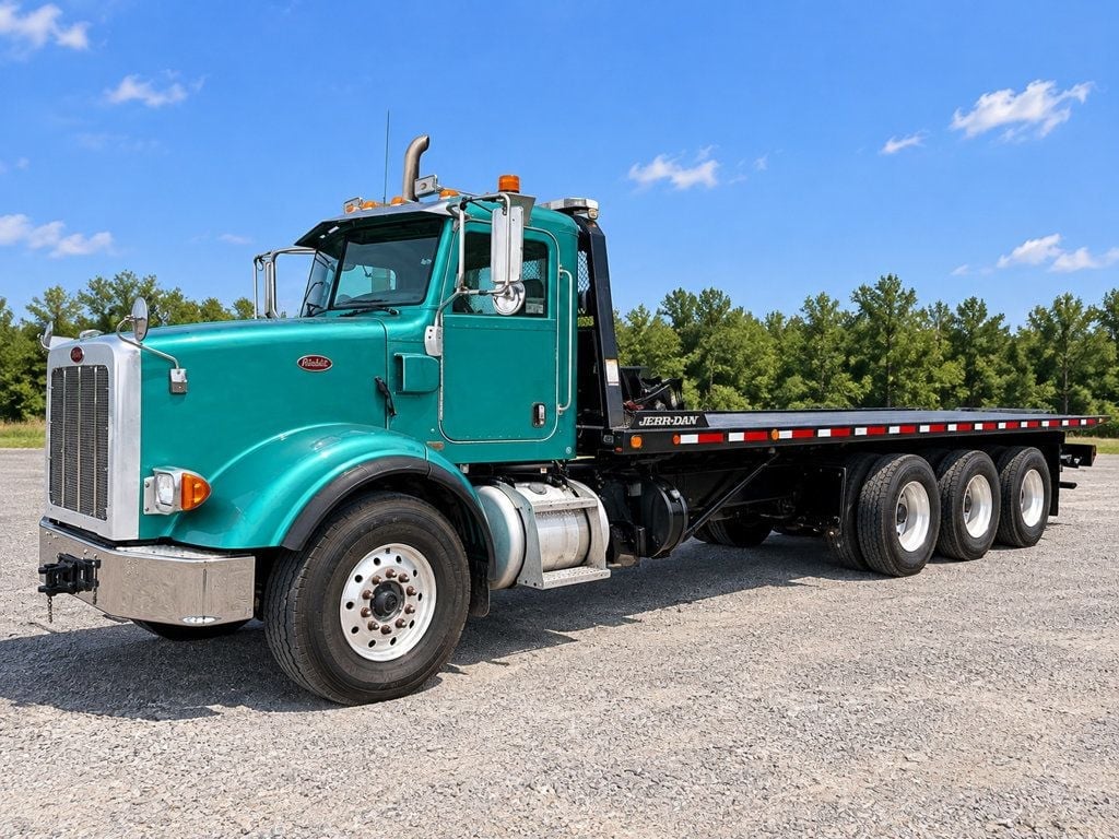 2013 Peterbilt 365 w/ JerrDan 28ft Industrial Carrier 15 Ton Tri Axle